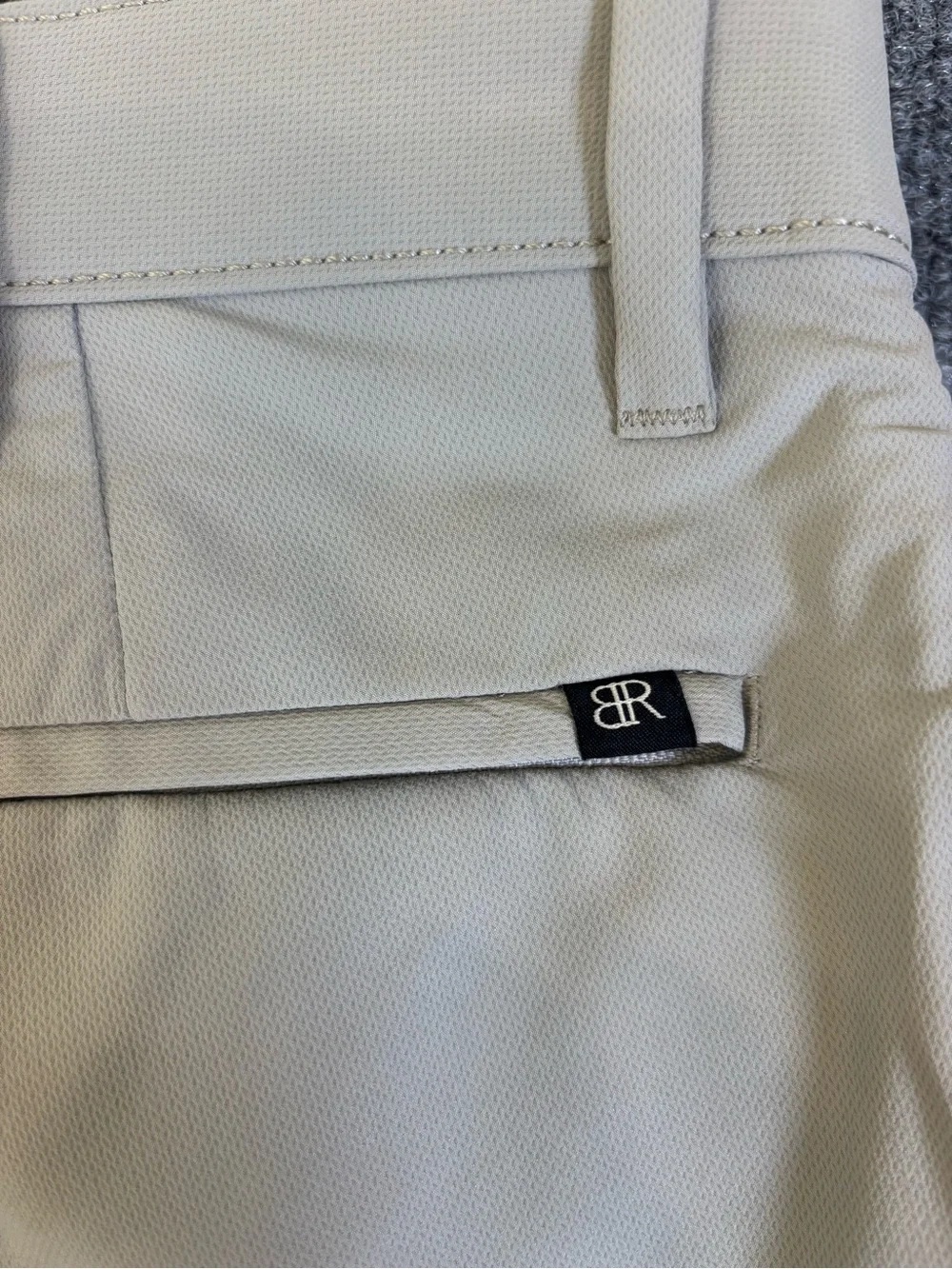 Banana Republic Men's Performance Commuter Pants 34x29 Beige Stretch EUC